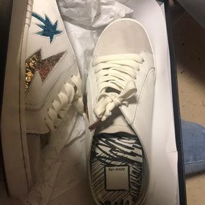 White dolce vita slide ins